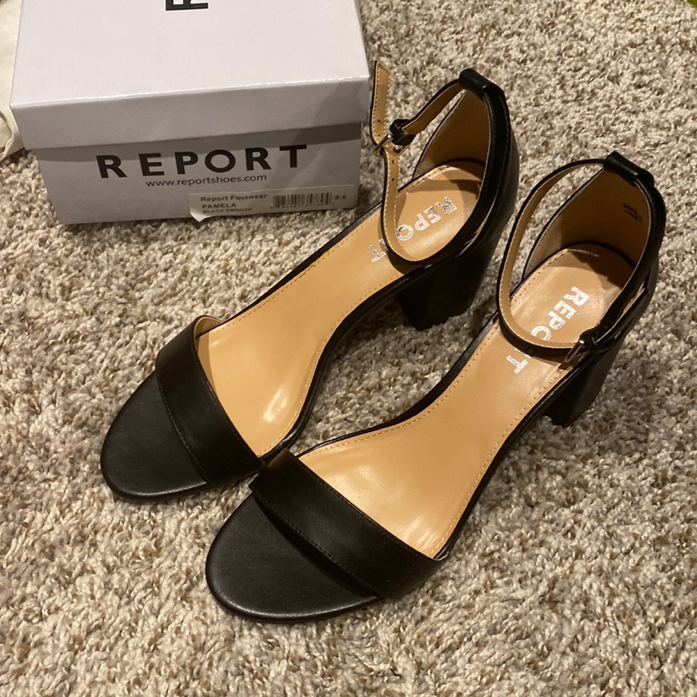 Report Black strap heel